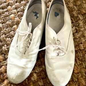 Women’s Clogging shoes - Size 10